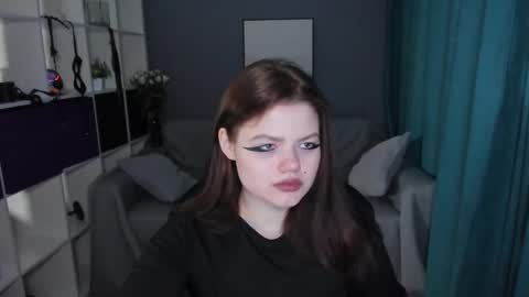 Dari the it woman online show from 03-08-25, 03:17