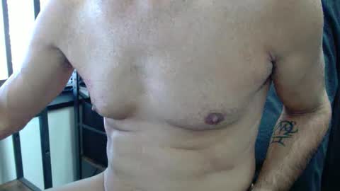 Snapshot of daringdee75 chatting on 01-07-25, 04:37 DaringDee75 online show from 01-07-25, 04:37