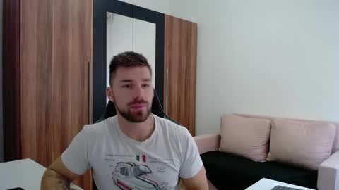 darius_94 online show from 03-02-26, 07:09