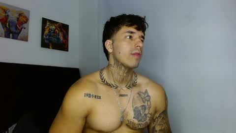 Snapshot of darius_phoenix chatting on 05-18-26, 05:41 Darius Phoenix online show from 05-18-26, 05:41