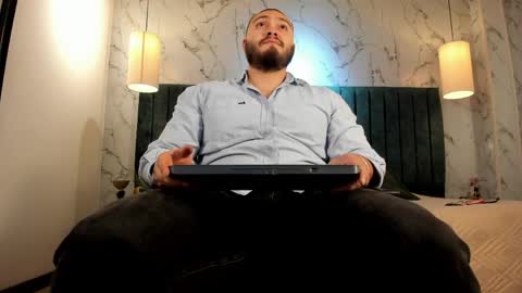 Snapshot of darius_wolfe chatting on 05-22-26, 11:27 Darius online show from 05-22-26, 11:27