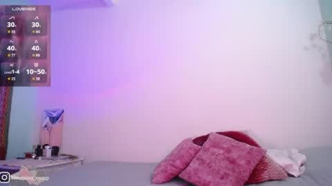Snapshot of dark__nymph chatting on 06-19-26, 12:37 Dark online show from 06-19-26, 12:37