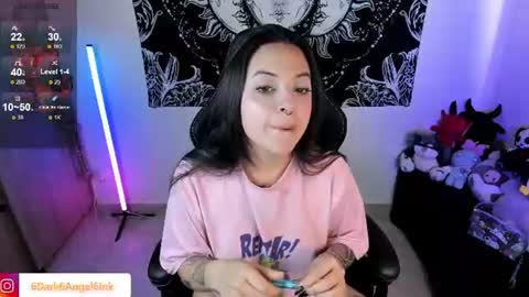 Snapshot of dark_angel_ink_ chatting on 06-09-26, 02:06 LUISA online show from 06-09-26, 02:06