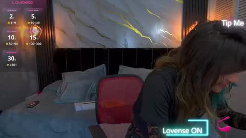 dark_dominika online show from 03-05-26, 01:07