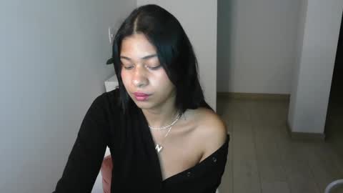 Snapshot of dark_enchantress_ chatting on 02-16-25, 01:47 Sofia online show from 02-16-25, 01:47