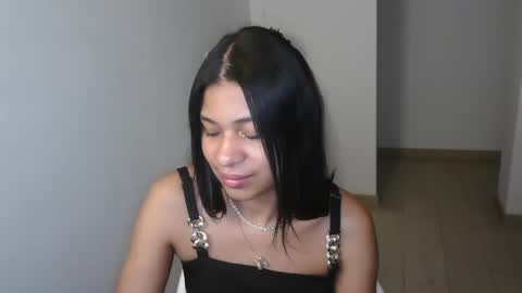Snapshot of dark_enchantress_ chatting on 02-22-25, 02:06 Sofia online show from 02-22-25, 02:06