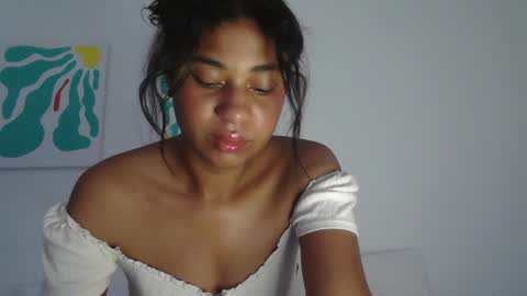 Snapshot of dark_enchantress_ chatting on 03-22-26, 06:11 Sofia online show from 03-22-26, 06:11