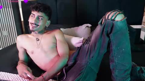 Snapshot of dark_eros_ chatting on 02-26-26, 08:41 Sr. Eros online show from 02-26-26, 08:41