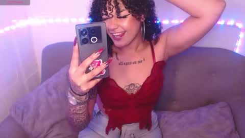 dark_flama online show from 02-01-26, 11:36