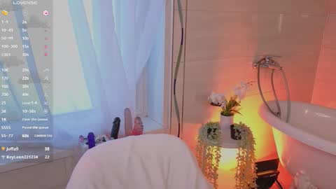 Lola online show from 02-03-26, 06:40