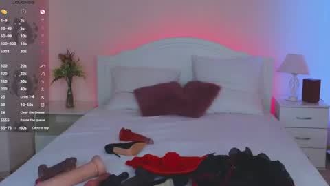 Snapshot of dark_lola_ chatting on 06-14-26, 02:09 Lola online show from 06-14-26, 02:09