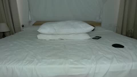 dark_qween online show from 12-15-25, 05:55