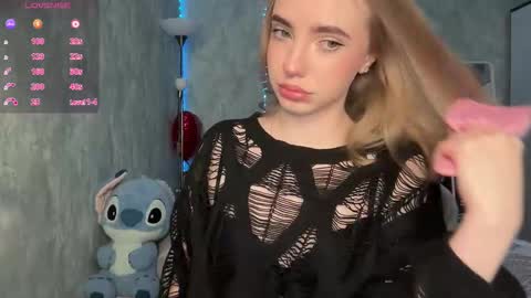 Snapshot of dark_side1213 chatting on 11-26-25, 08:26 Darkside online show from 11-26-25, 08:26