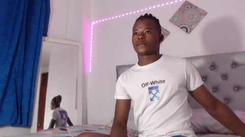 Snapshot of dark_stallionx chatting on 11-16-25, 03:23 Chris online show from 11-16-25, 03:23