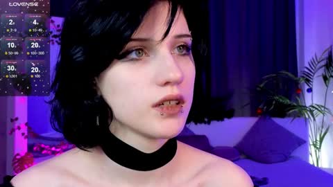 Snapshot of dark_vamp_ chatting on 12-26-24, 12:03 Vamp online show from 12-26-24, 12:03