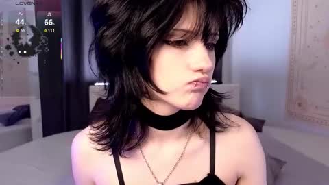 Snapshot of dark_vamp_ chatting on 09-15-25, 07:41 Vamp online show from 09-15-25, 07:41