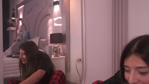 Angel Darcy  online show from 03-31-26, 01:51