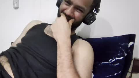 Snapshot of darkbud03 chatting on 03-06-26, 06:59 just a guy online show from 03-06-26, 06:59