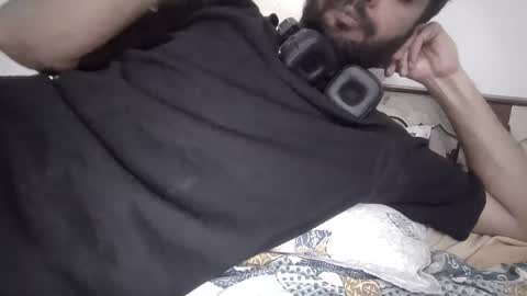 Snapshot of darkbud03 chatting on 03-22-26, 09:18 just a guy online show from 03-22-26, 09:18