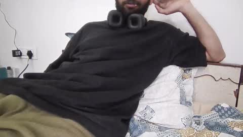 Snapshot of darkbud03 chatting on 03-23-26, 09:46 just a guy online show from 03-23-26, 09:46
