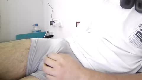 Snapshot of darkbud03 chatting on 03-26-26, 07:14 just a guy online show from 03-26-26, 07:14