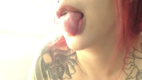    online show from 12-06-24, 05:44