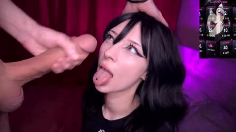 Yuu online show from 12-22-24, 11:44