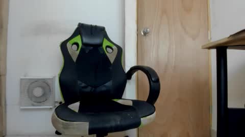 Snapshot of darkknightx01 chatting on 02-06-26, 09:23 darkknightx01 online show from 02-06-26, 09:23