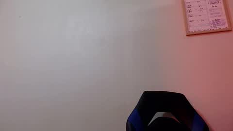 Snapshot of darkkras chatting on 03-11-25, 11:01 Darkkras online show from 03-11-25, 11:01