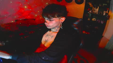   online show from 10-20-25, 07:20