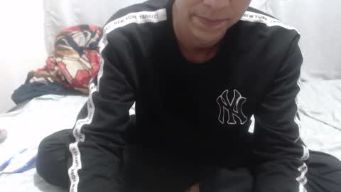 Snapshot of darkr_ider chatting on 04-22-26, 11:06 darkr_ider online show from 04-22-26, 11:06