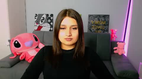 Amelie online show from 04-17-26, 04:54