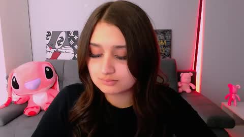 Amelie online show from 04-25-26, 04:48