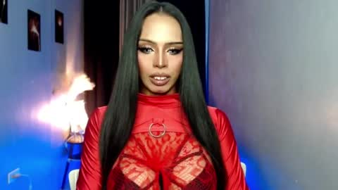 Snapshot of darksoul_mistress chatting on 07-12-26, 07:32 HAPPY BIRTHDAY MISTRESS MADRIANA online show from 07-12-26, 07:32