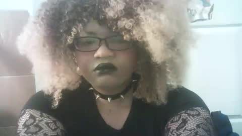 Snapshot of darksundaze chatting on 05-31-26, 03:26 DarkSundaze online show from 05-31-26, 03:26