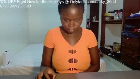 Snapshot of darky_36dd chatting on 07-17-26, 03:02 exclusive sexual content -- IGTwitterX darky 32dd online show from 07-17-26, 03:02