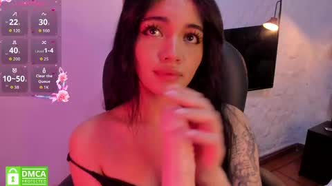 Snapshot of darky_doll chatting on 06-03-26, 11:21 Darky Doll online show from 06-03-26, 11:21