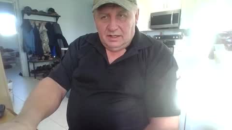 Snapshot of darlago chatting on 11-24-25, 04:29 darlago online show from 11-24-25, 04:29