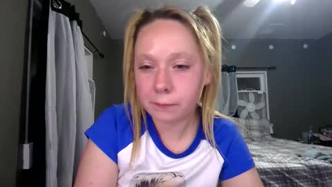 darlarainexo online show from 05-30-26, 05:15