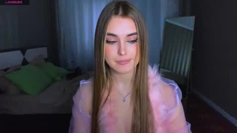 Darlina online show from 12-22-25, 11:40