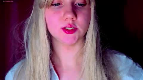 Snapshot of darling_bri chatting on 11-16-25, 12:16 Brianna online show from 11-16-25, 12:16