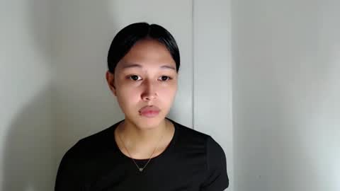 Snapshot of darling_sweetheartxx chatting on 11-11-25, 04:29 YOUR ATHENA online show from 11-11-25, 04:29