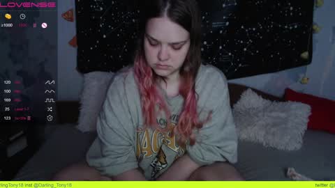 darling_tony18 online show from 02-01-25, 10:55