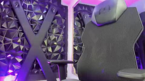 Darling online show from 03-24-26, 01:27