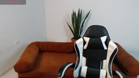 darrencolleen online show from 05-23-26, 01:00