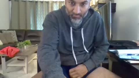 darryl43321 online show from 01-09-26, 05:37