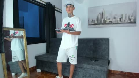 darwin_ggh online show from 11-18-25, 07:02