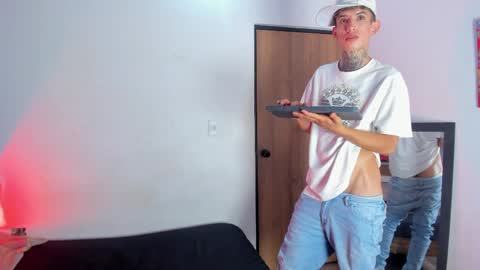 darwin_stark online show from 05-08-26, 07:46