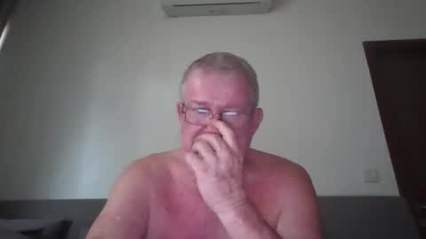 darwincock online show from 05-13-26, 01:58
