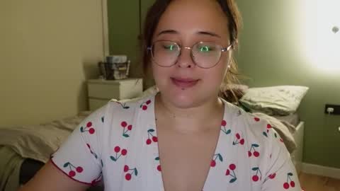 Snapshot of dashaprivet chatting on 11-24-25, 12:27 dashaprivet online show from 11-24-25, 12:27